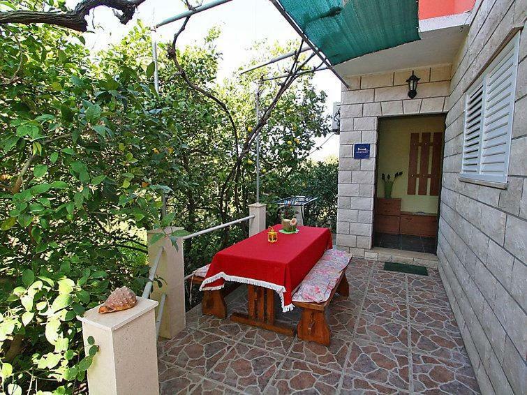 Apartmani Zute Račišće Eksteriør bilde