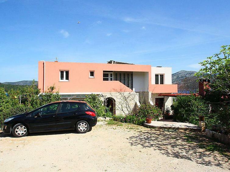 Apartmani Zute Račišće Eksteriør bilde